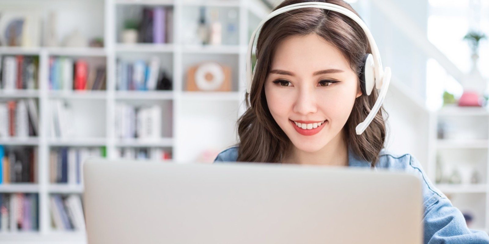 Free online GCSE lessons for English, Maths and Science