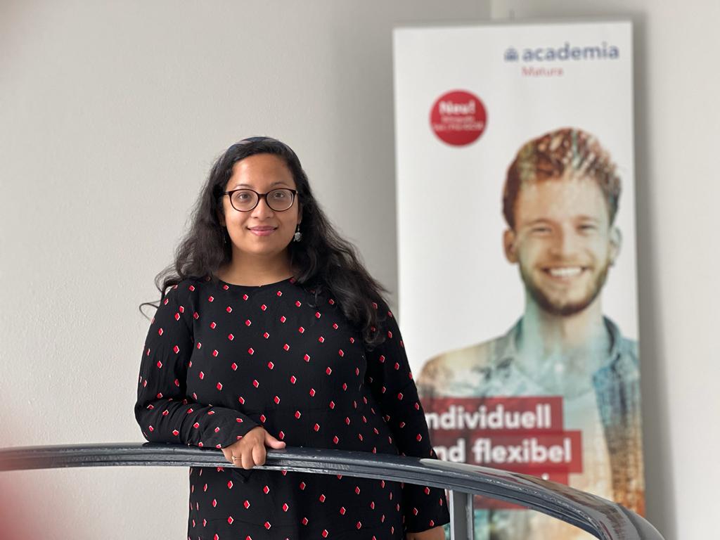 Nayana Chakrabarti, Academia International School