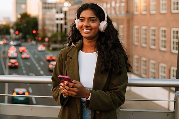Women boxing in the park