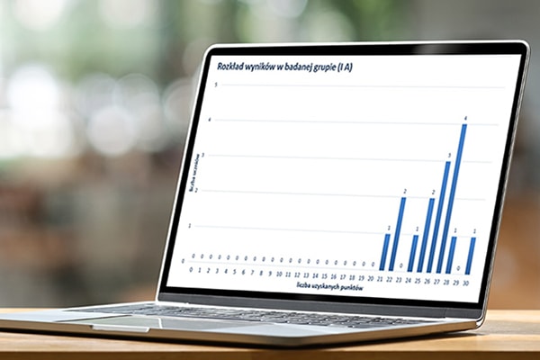 School diagnosis tool screenshot on laptop
